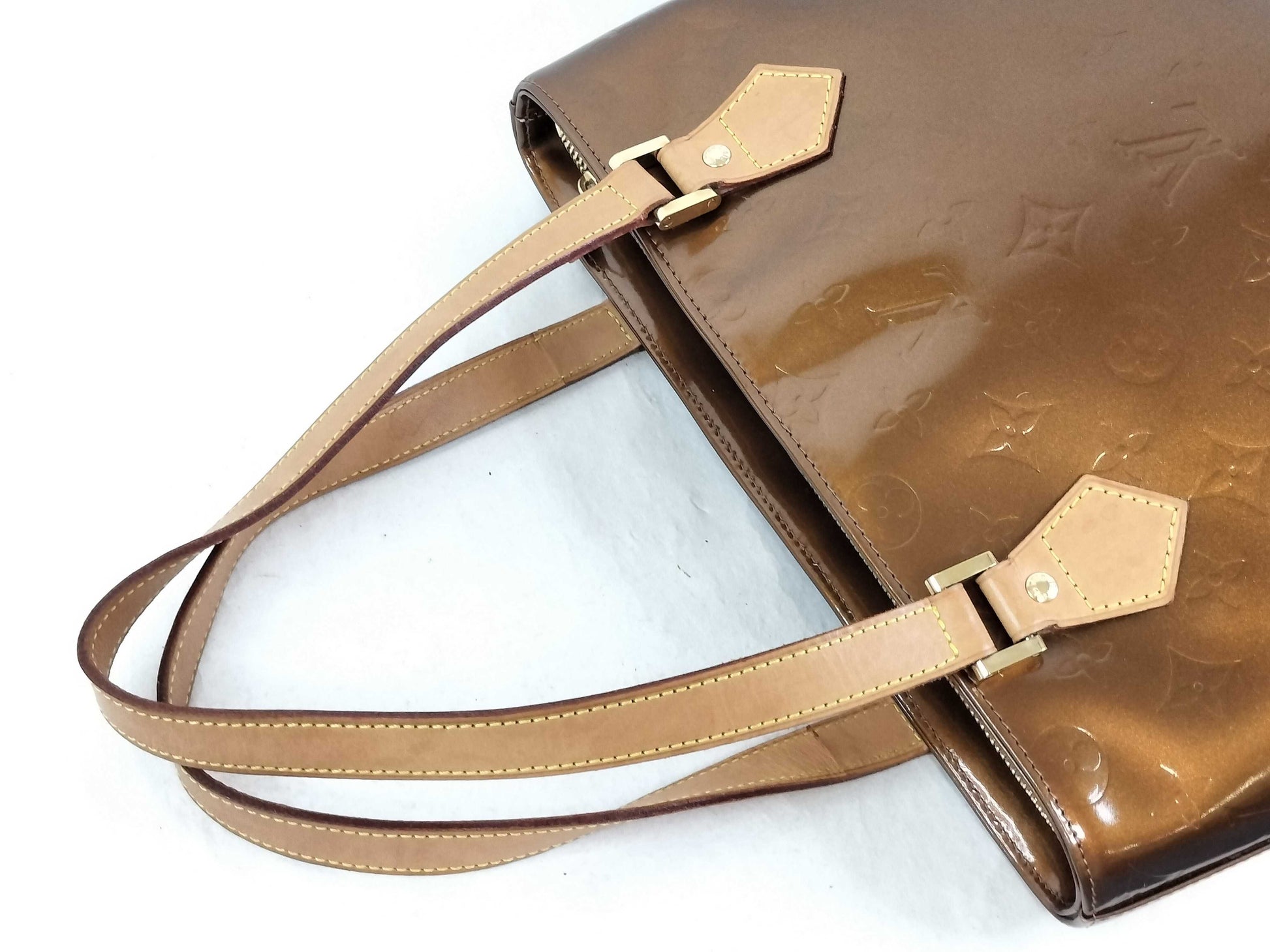 LOUIS VUITTON LW0030 Vernis Houston Shoulder Bag