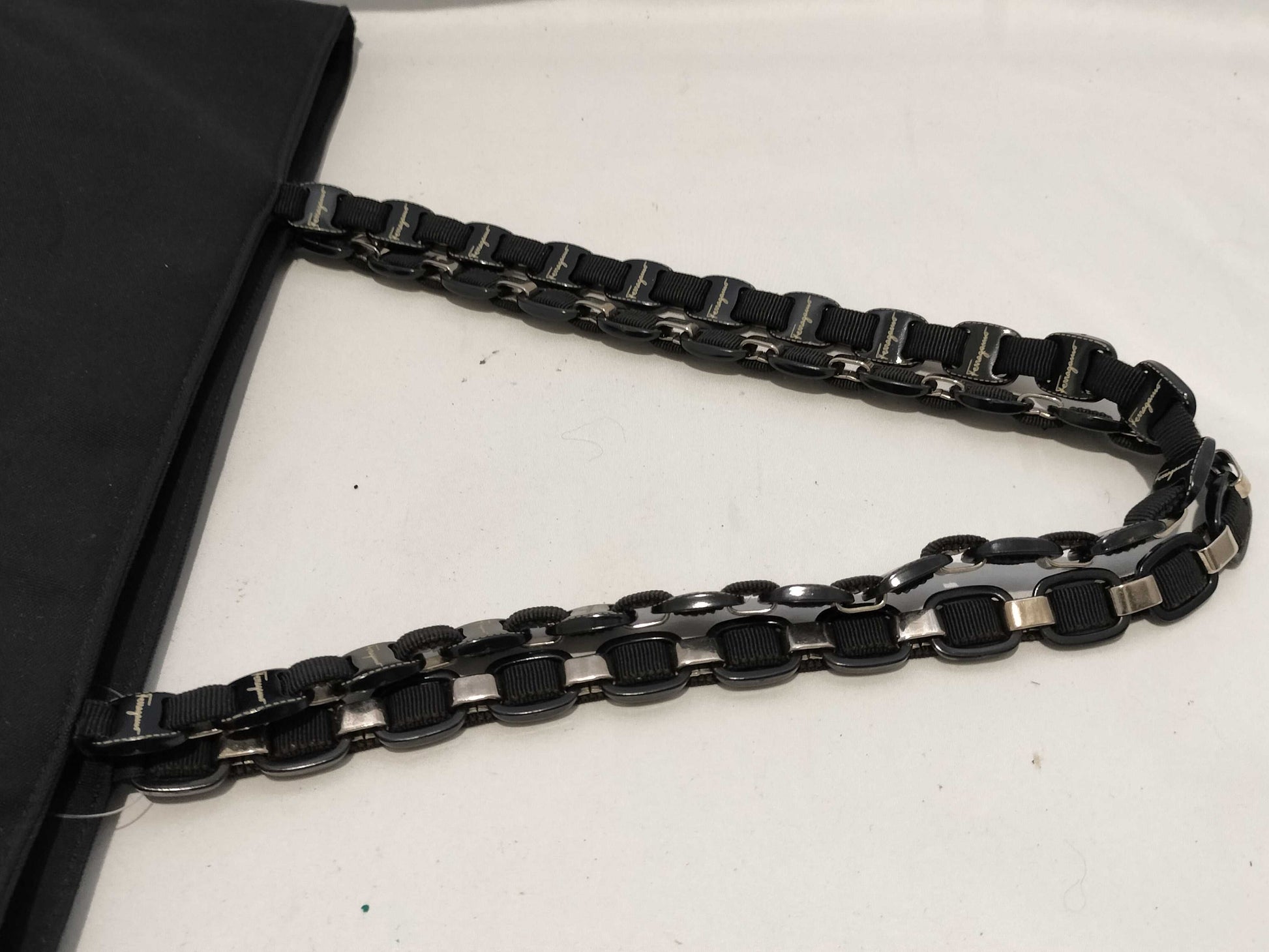 Salvatore Ferragamo Vara Vara Chain Shoulder Bag
