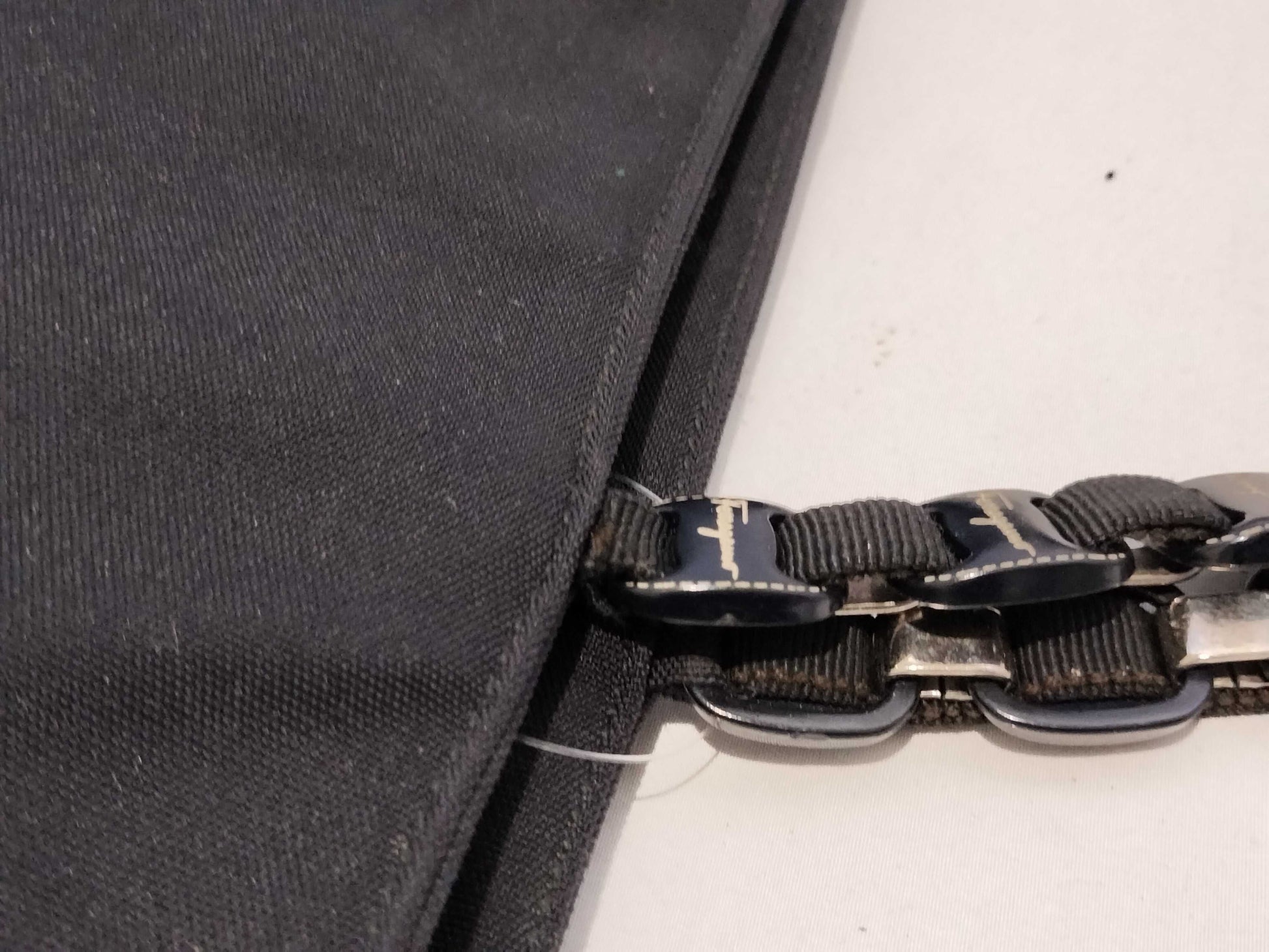 Salvatore Ferragamo Vara Vara Chain Shoulder Bag