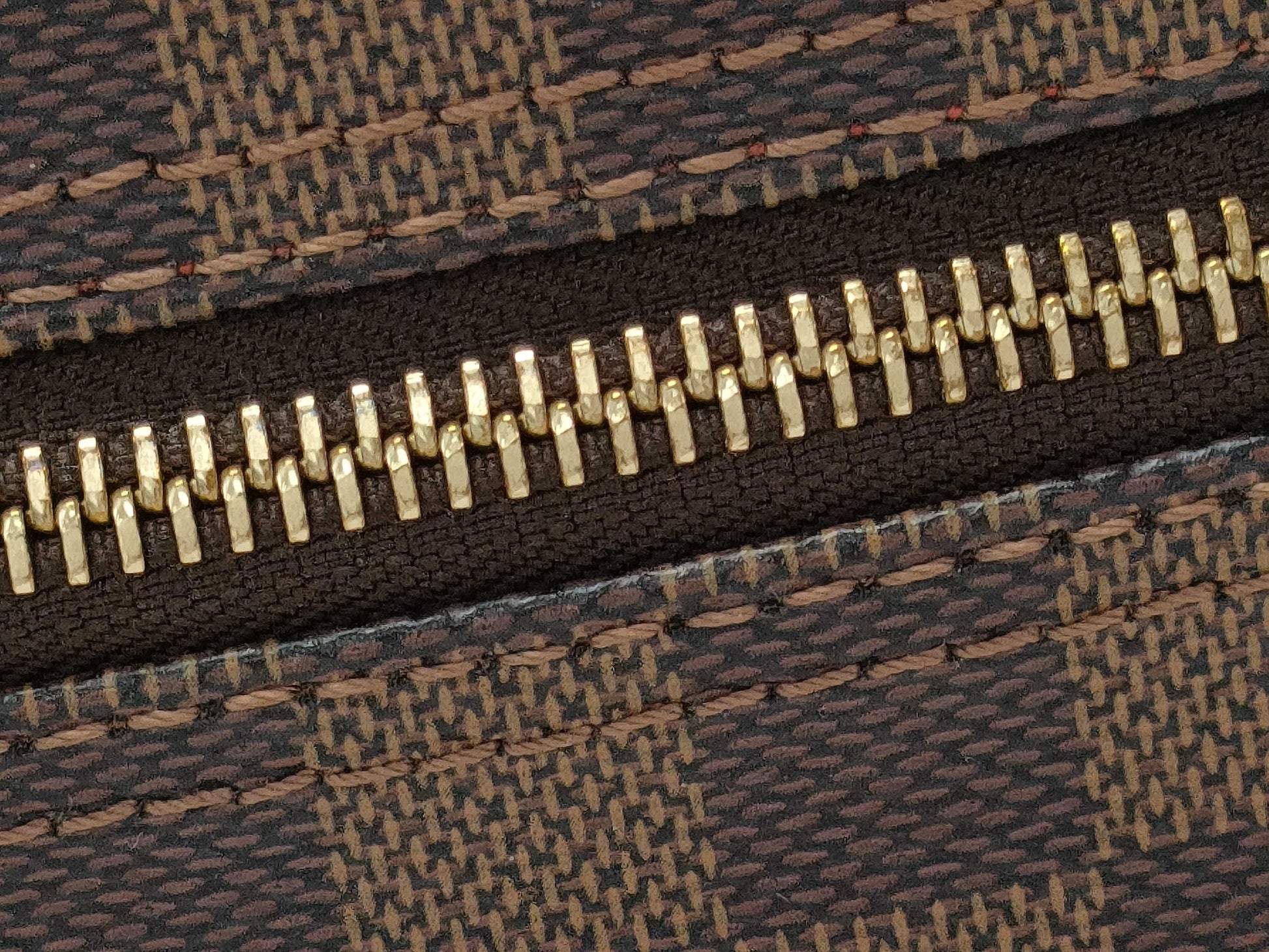 LOUIS VUITTON Damier N41442 Olaf PM Shoulder Bag