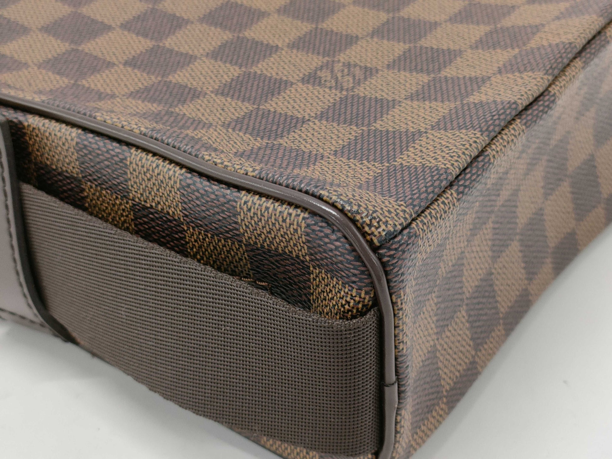 LOUIS VUITTON Damier N41442 Olaf PM Shoulder Bag