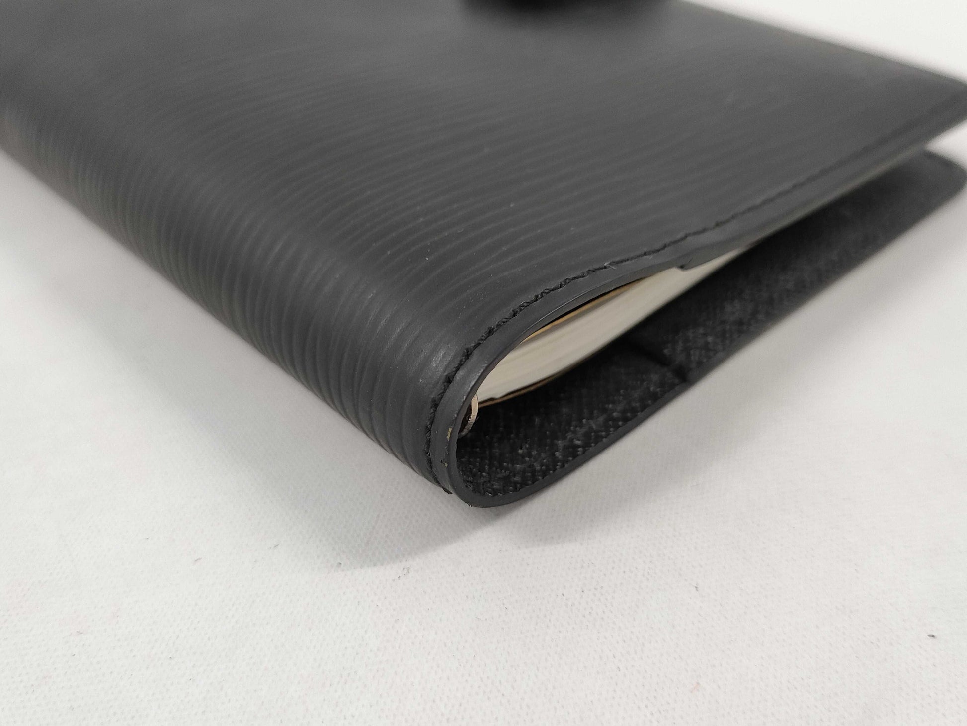 LOUIS VUITTON Epi Agenda Notepad Cover