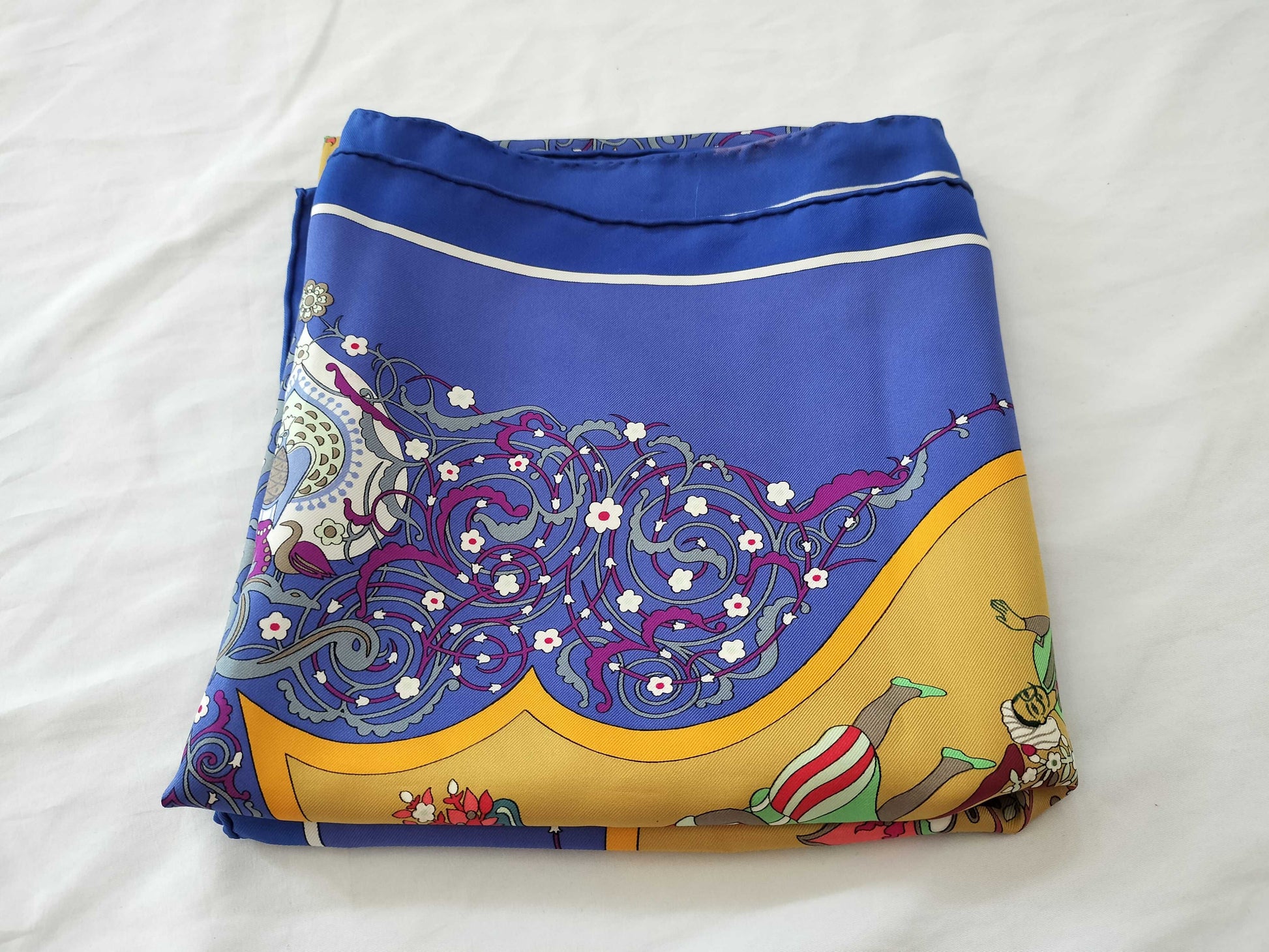 HERMES Carré 90 Persian Poetry Scarf