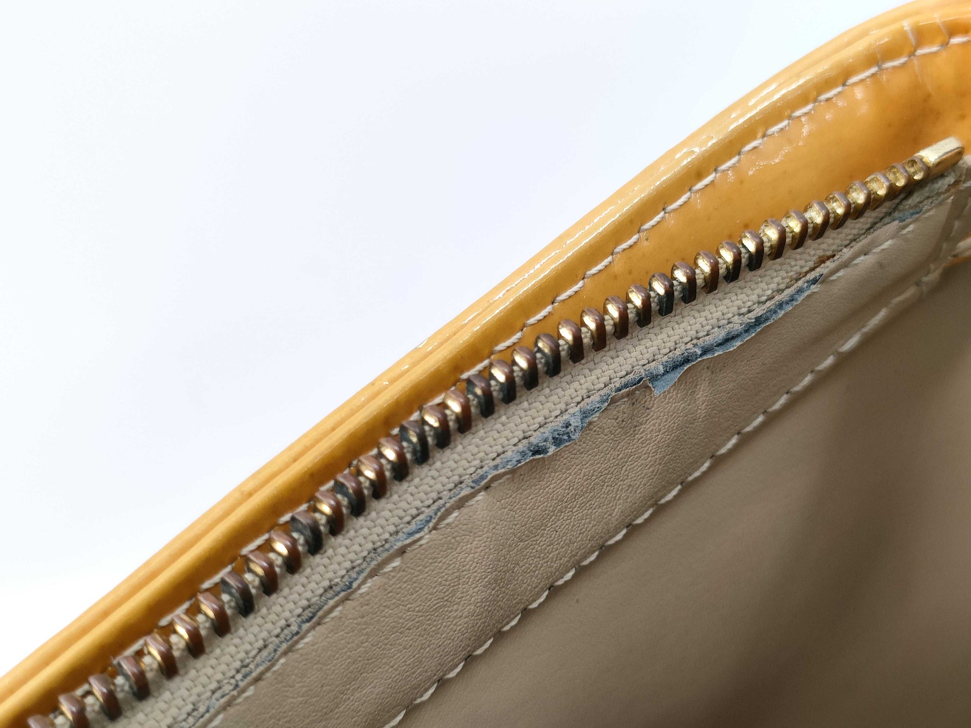 LOUIS VUITTON Vernis Lead PM Tote Bag