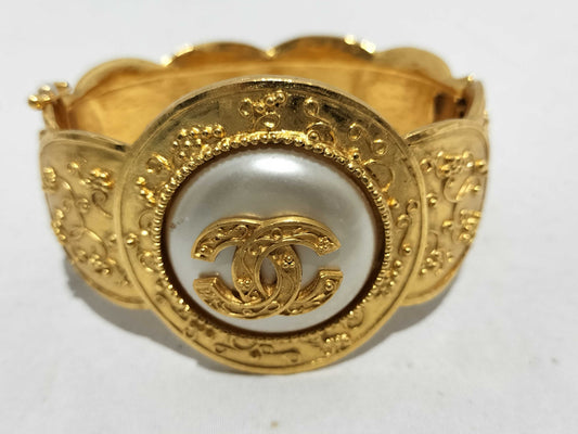 CHANEL Comment 96A Coco Mark 96a Bangle Bracelet Bangle
