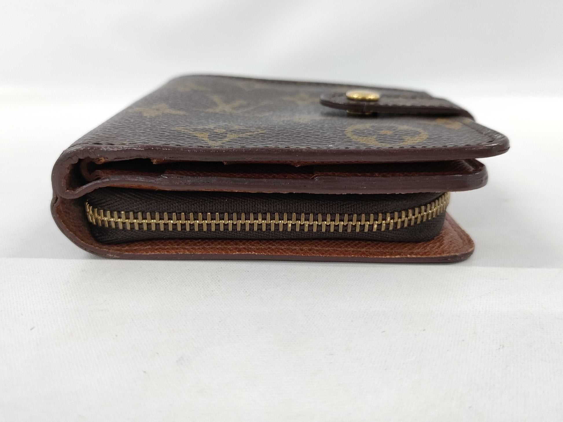 LOUIS VUITTON Monogram Compact Zip Around Zip Bifold Wallet M61667 Wallet