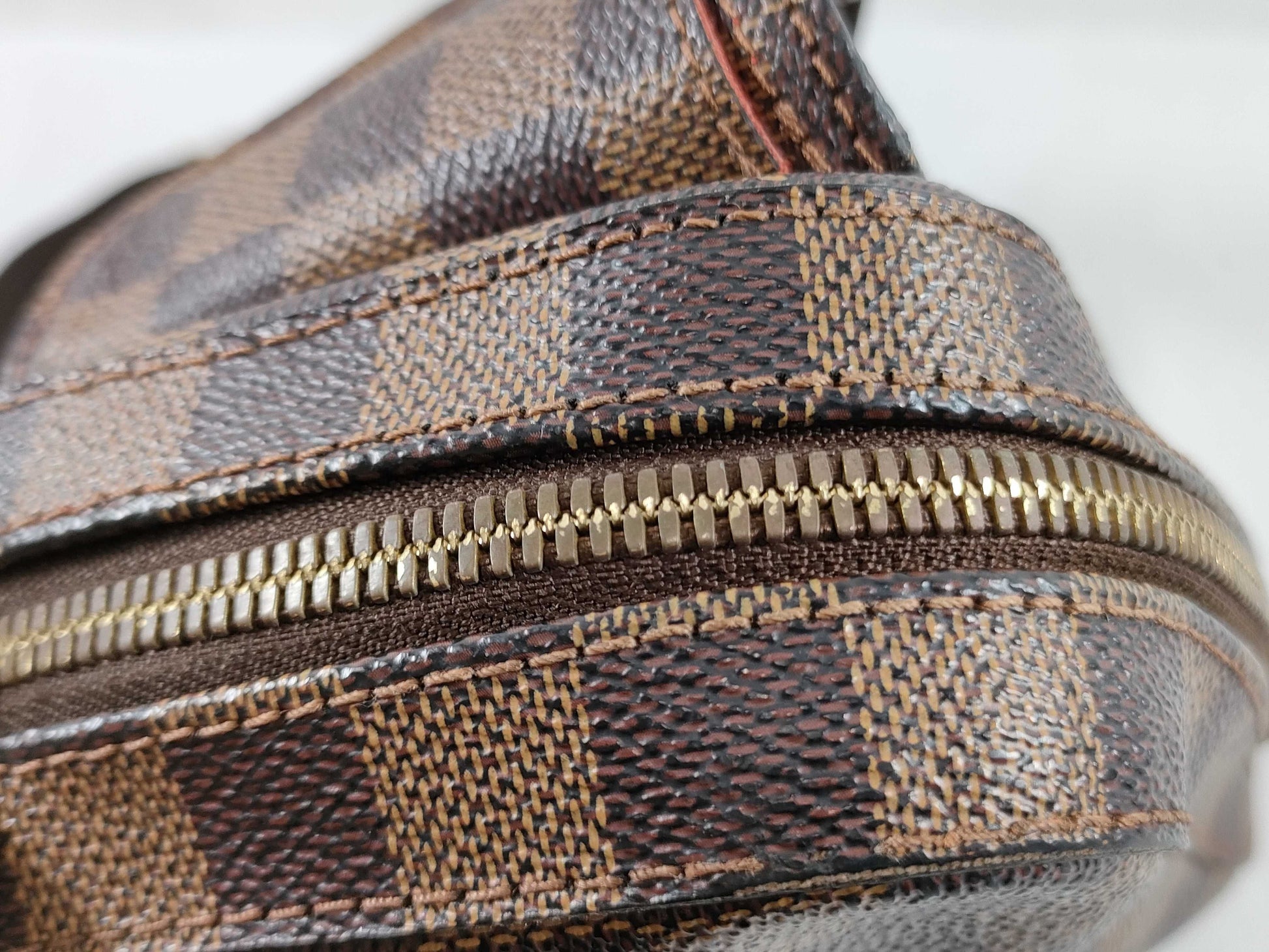 LOUIS VUITTON [Serial] CA0044 Damier Geronimos Shoulder Bag