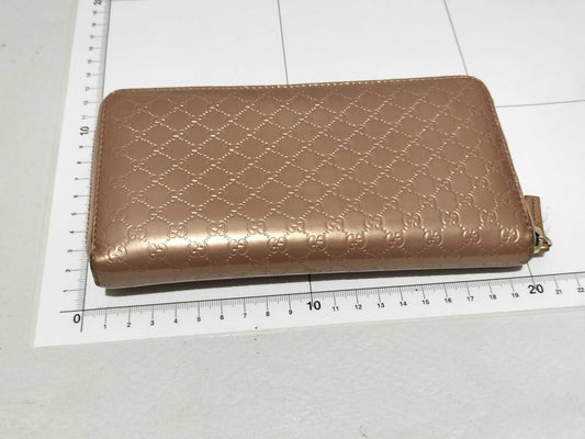 GUCCI Micro GG Enamel Wallet