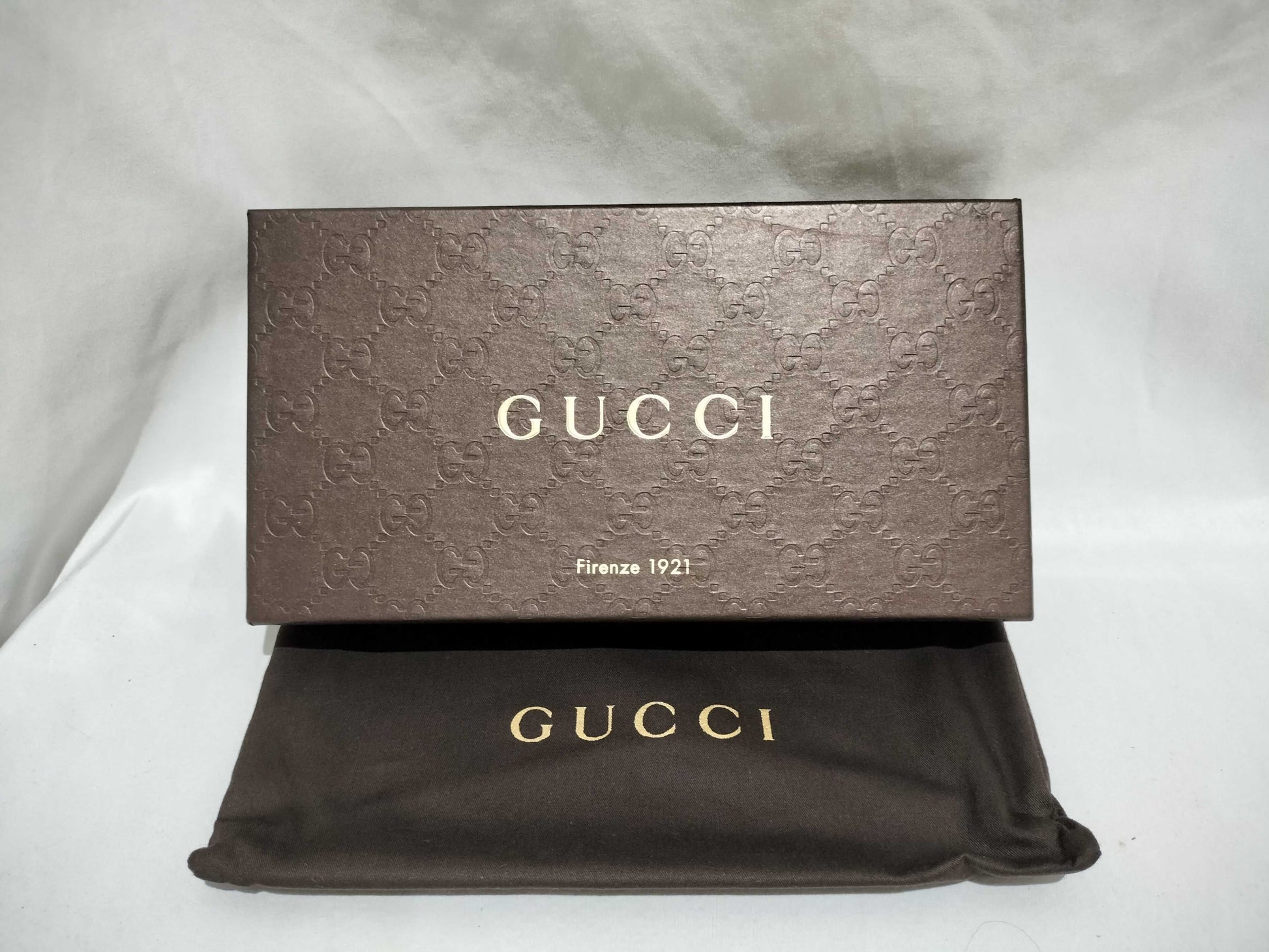 GUCCI Micro GG Enamel Wallet