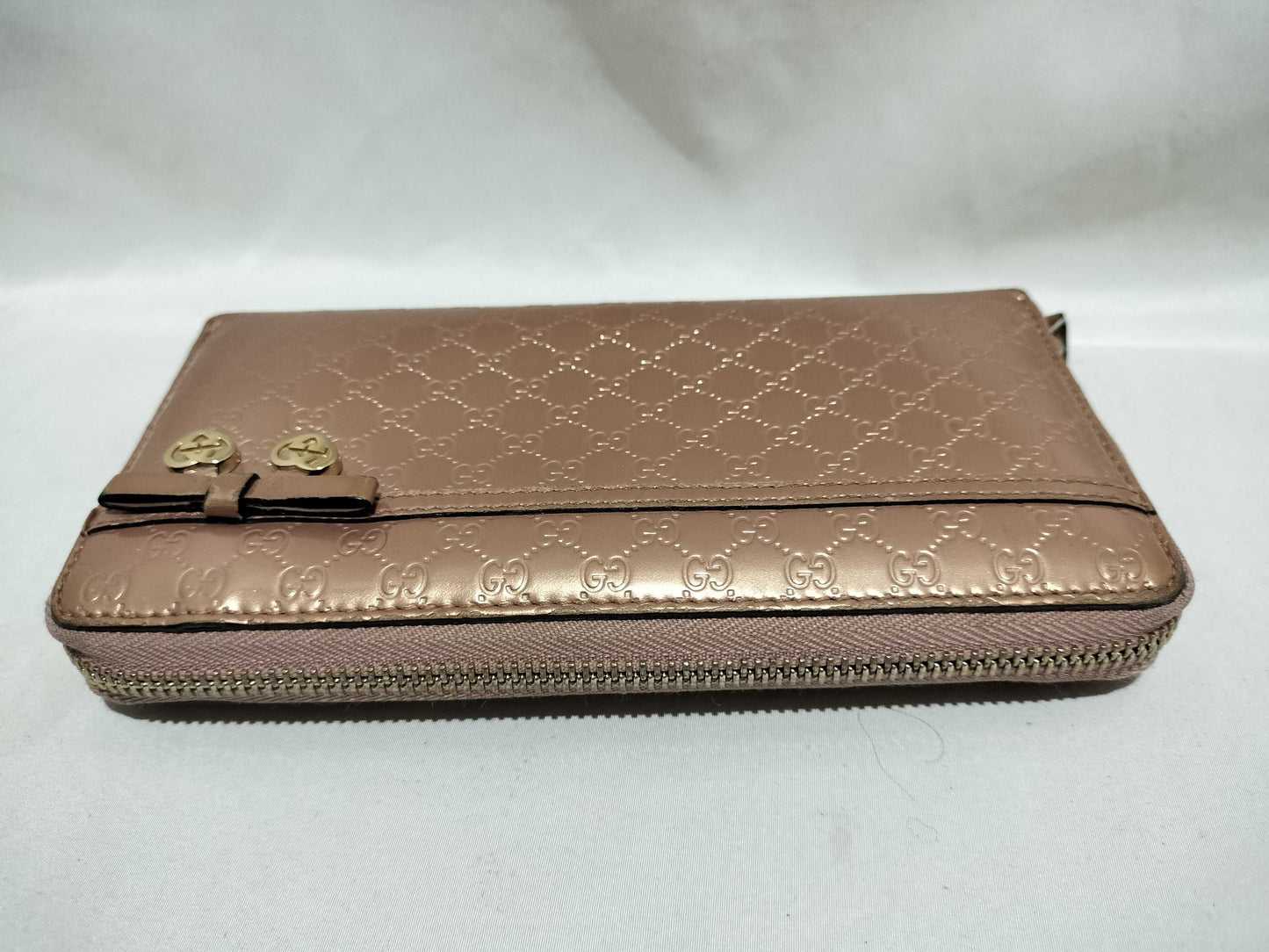 GUCCI Micro GG Enamel Wallet