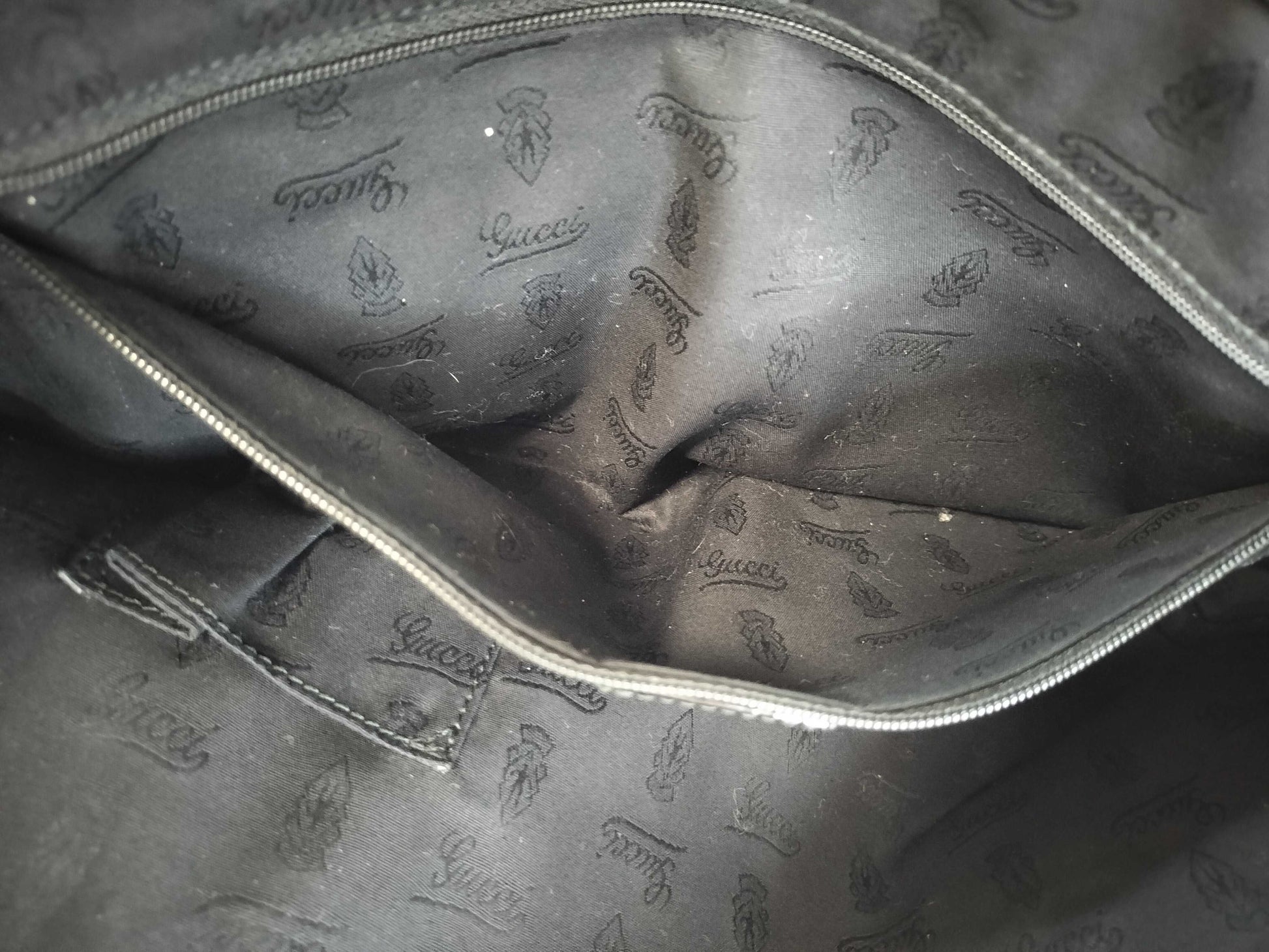 GUCCI GG Canvas 211976 Patent Leather Tote Bag