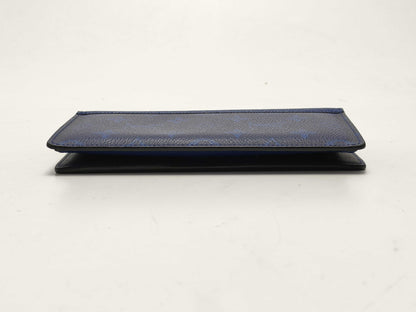 LOUIS VUITTON Taiga Portefeuille Prada Wallet
