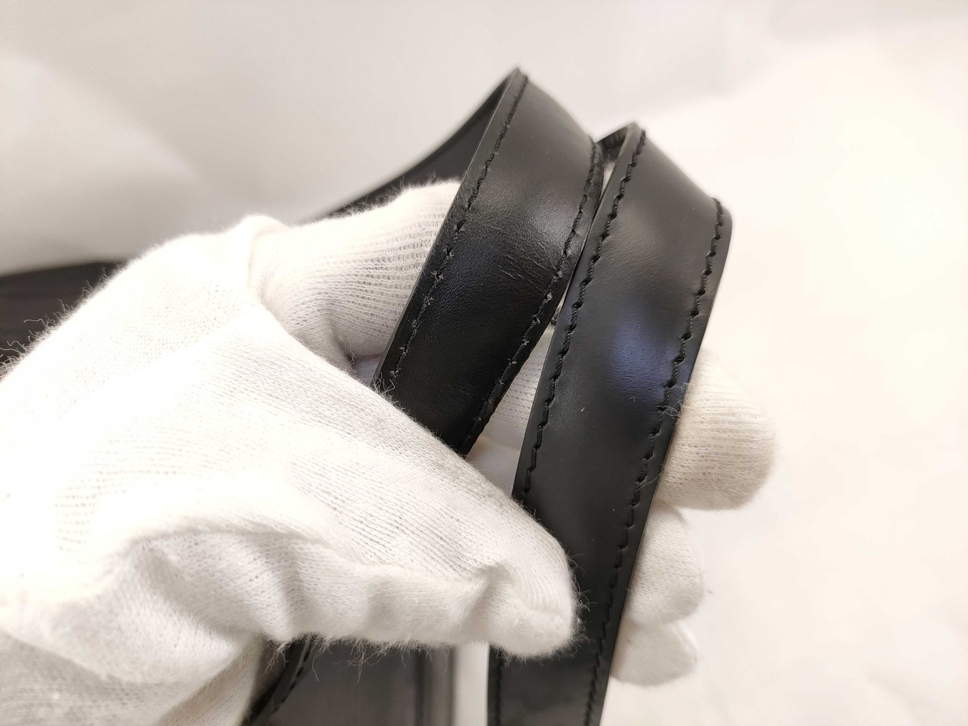 LOUIS VUITTON CA0020 Epi Voltaire Tote Bag