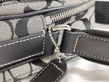 COACH Signature J055-4270 Shoulder Bag