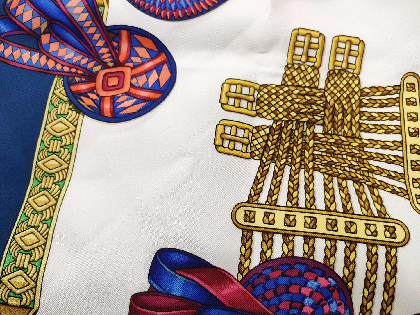 HERMES Carre LES RUBANS du cheval scarf