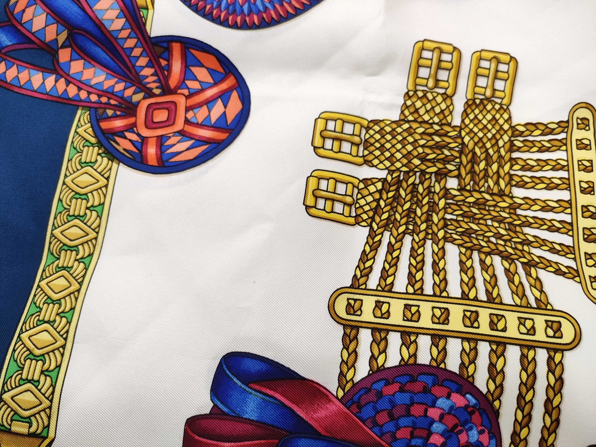 HERMES Carre LES RUBANS du cheval scarf