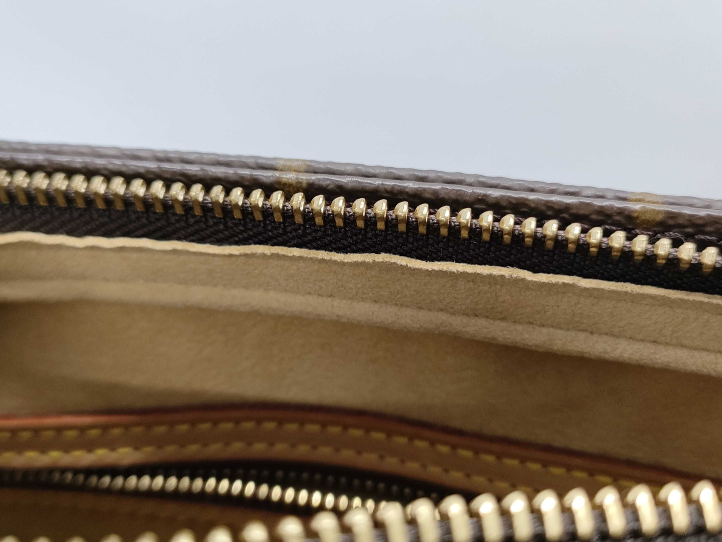 LOUIS VUITTON MI0051 Monogram M51146 Looping MM Shoulder Bag