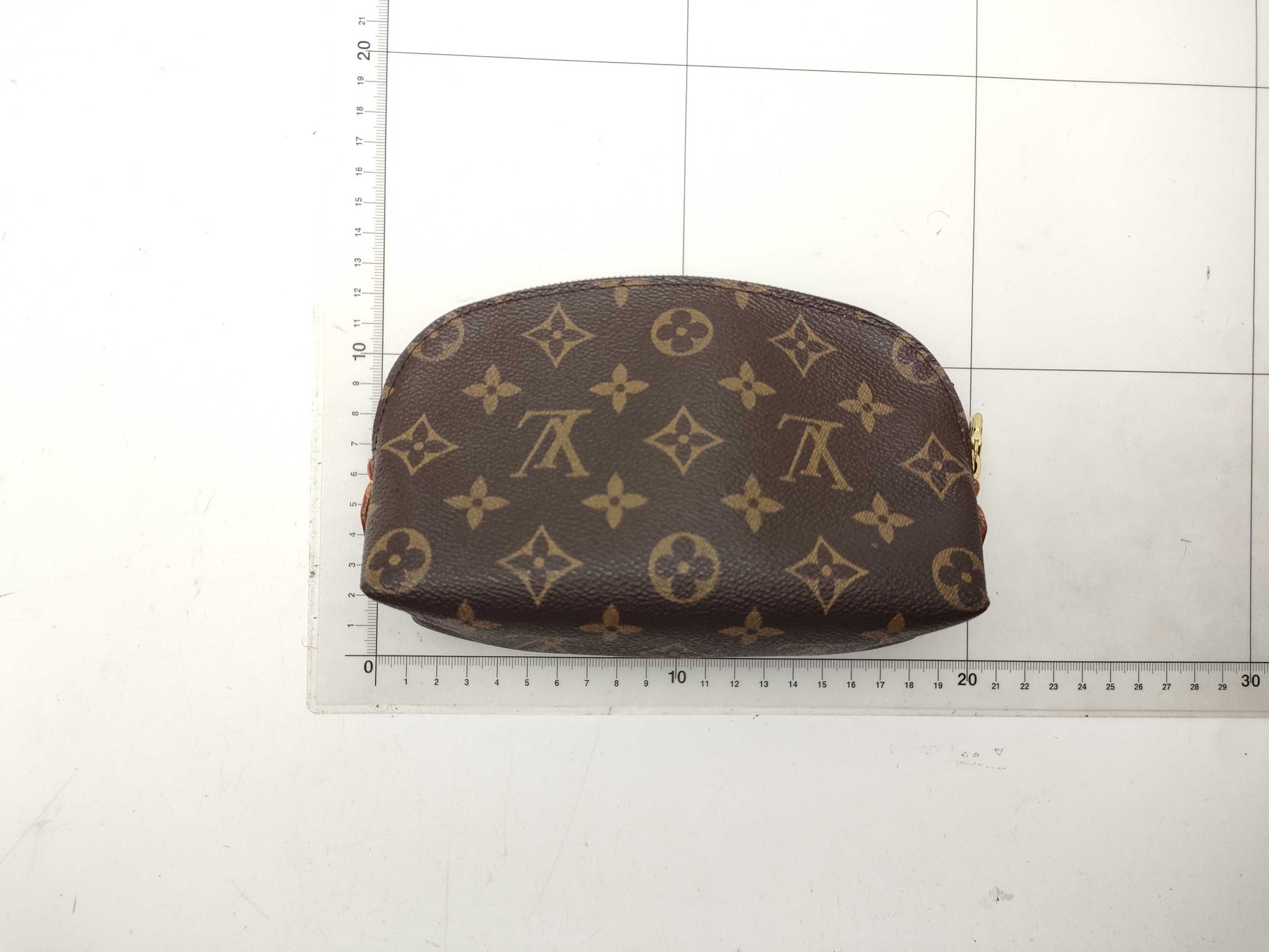 LOUIS VUITTON Monogram M47515 Cosmetic Pouch