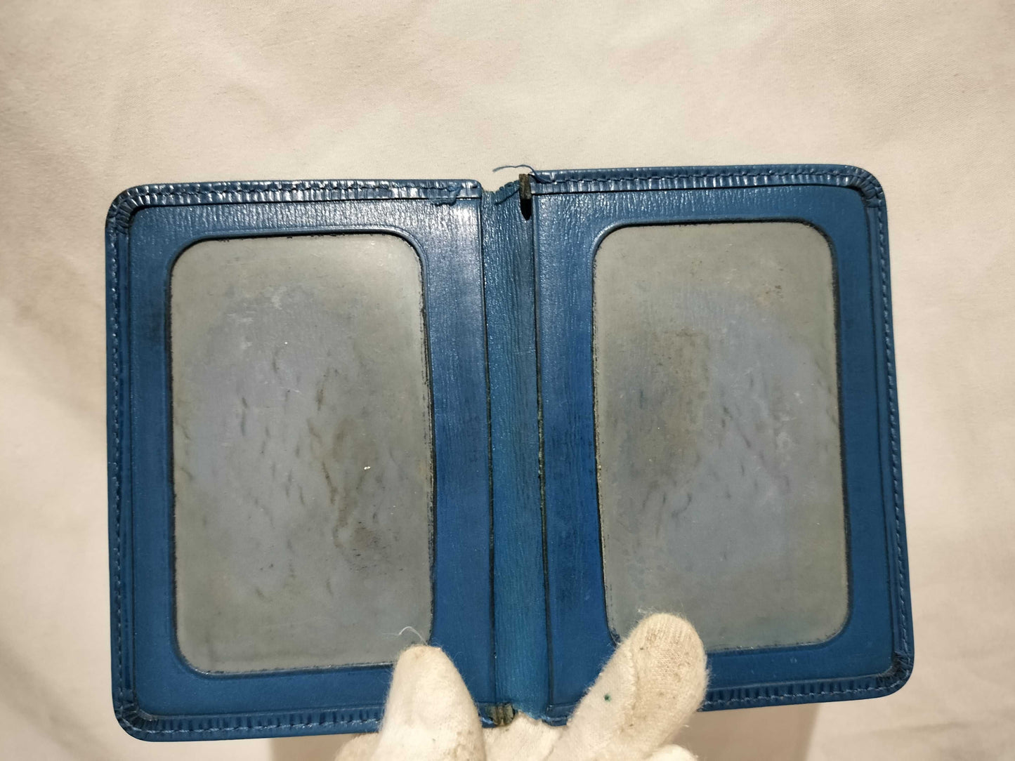 LOUIS VUITTON Epi Epi Card Case Wallet Vernikey Case Wallet