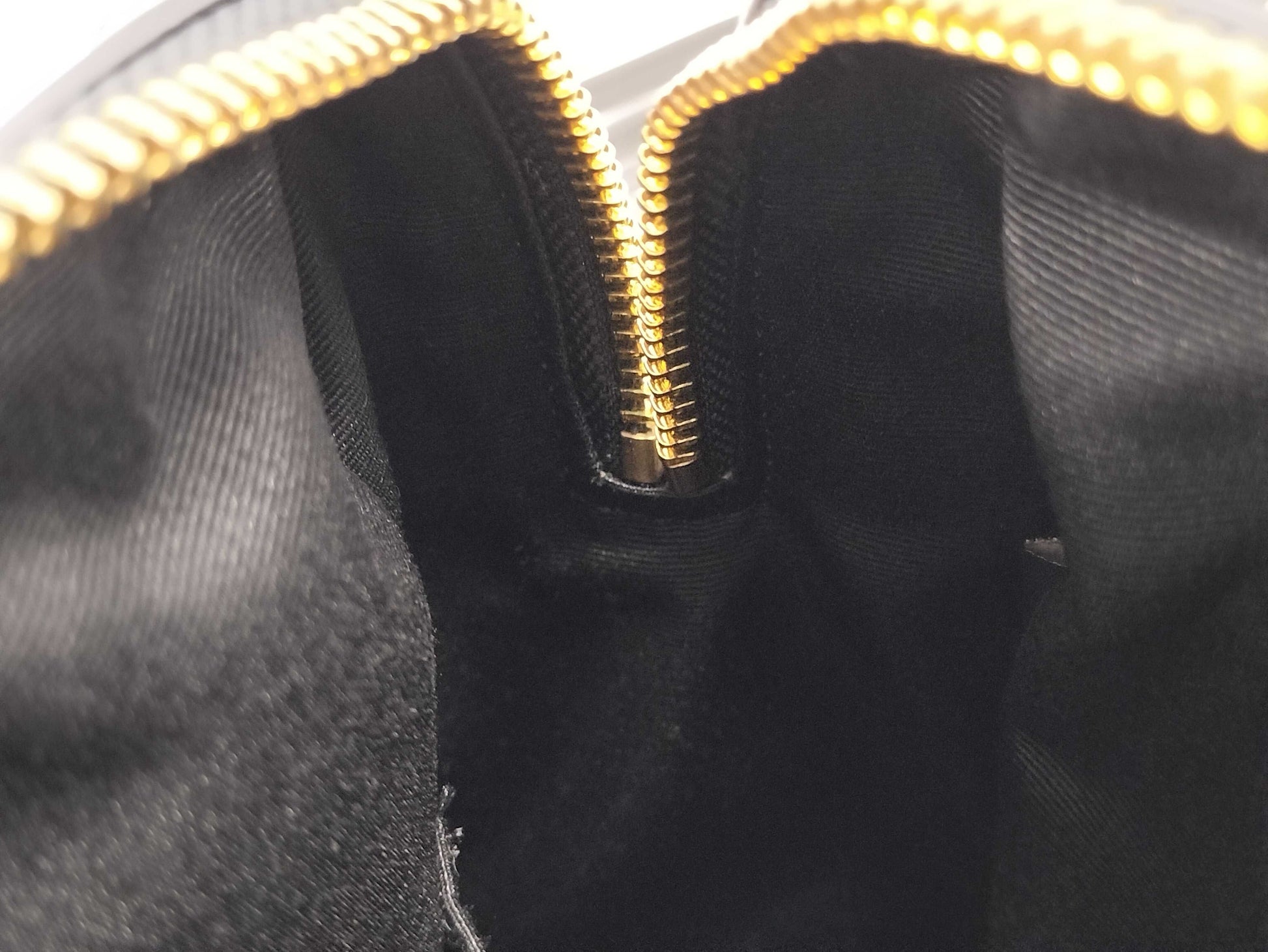 COACH Signature 68100 Handbag