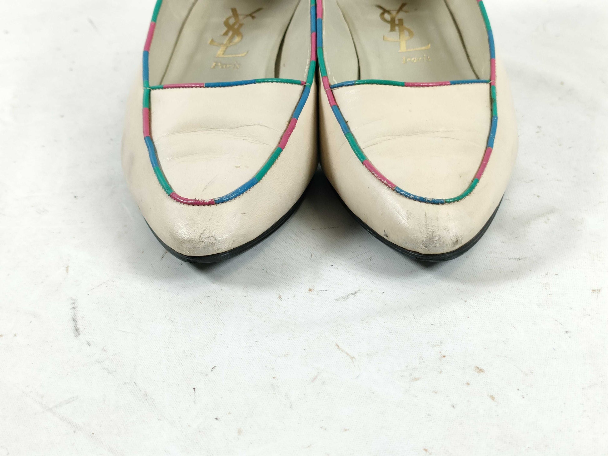 Yves Saint Laurent Pumps Pumps
