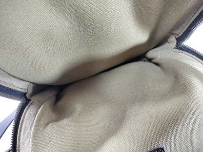 LOUIS VUITTON Unidentified Utah Iroquois Shoulder Bag