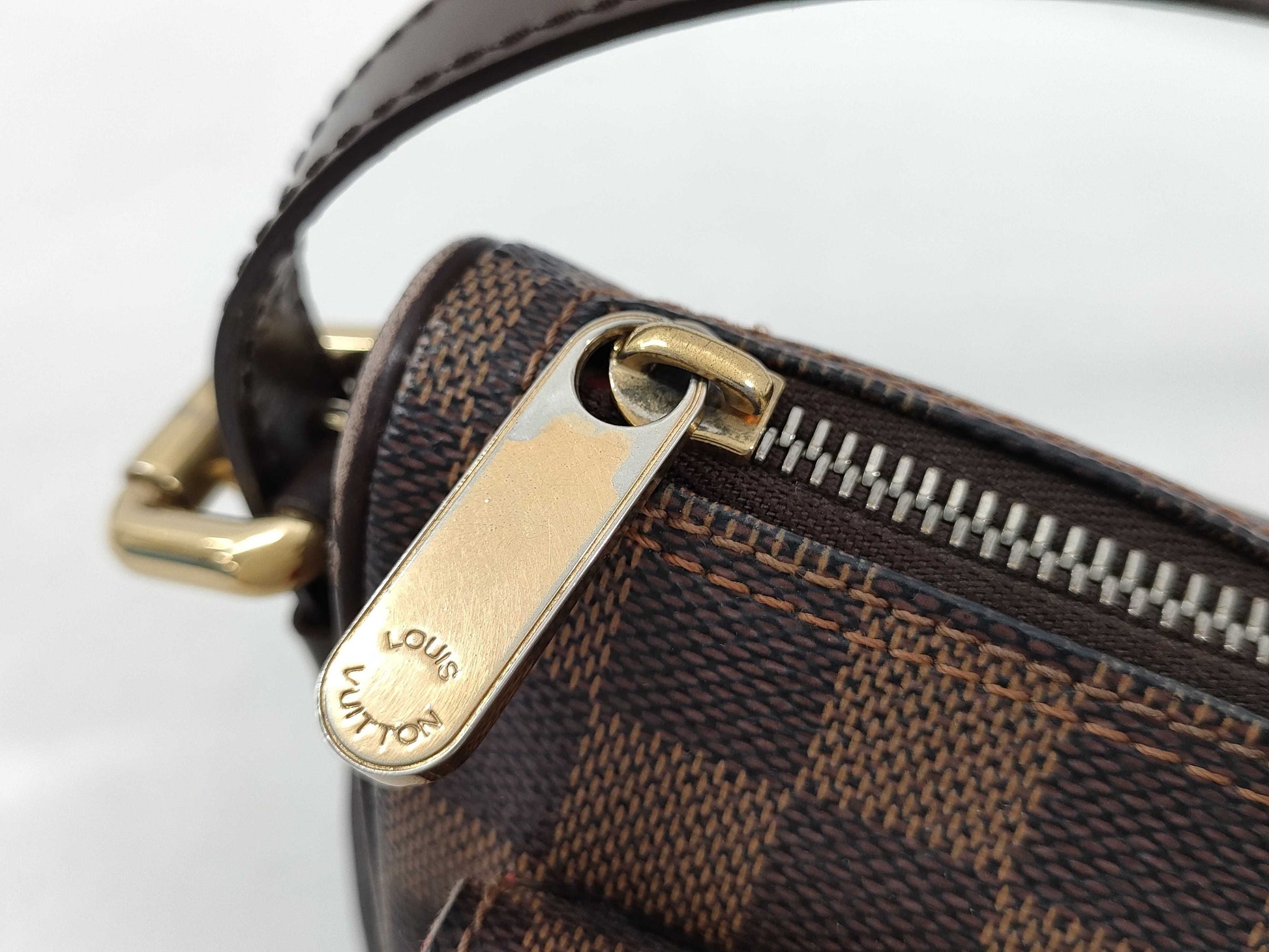 LOUIS VUITTON Damier N60007 Ravello PM Shoulder Bag