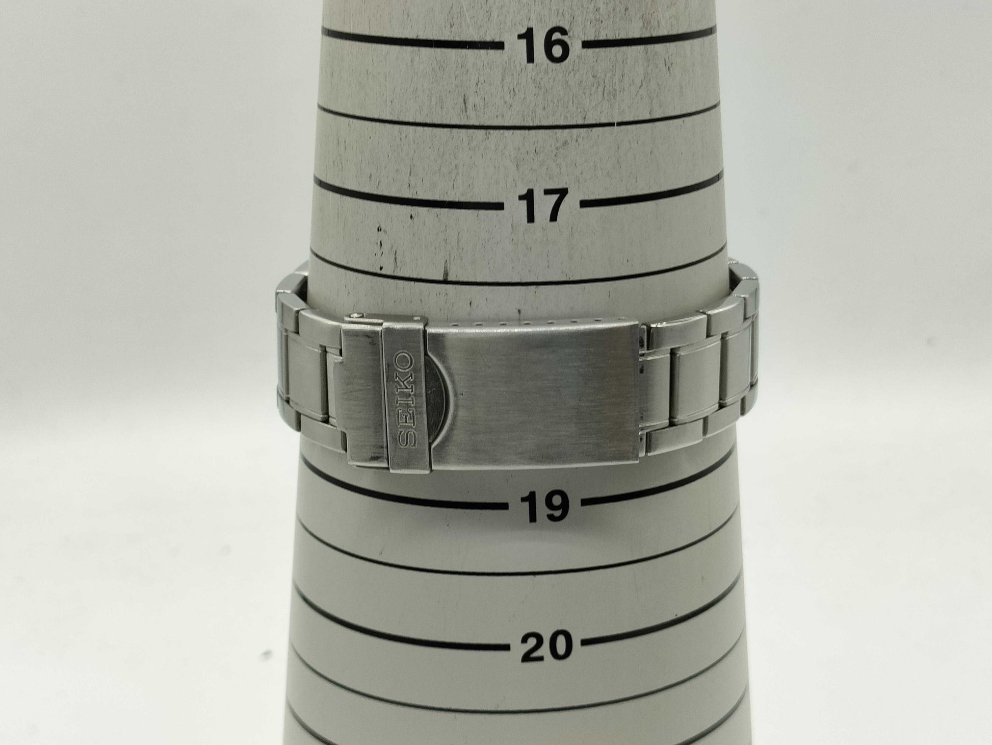 SEIKO 7T92-0CW0 Men's Watch