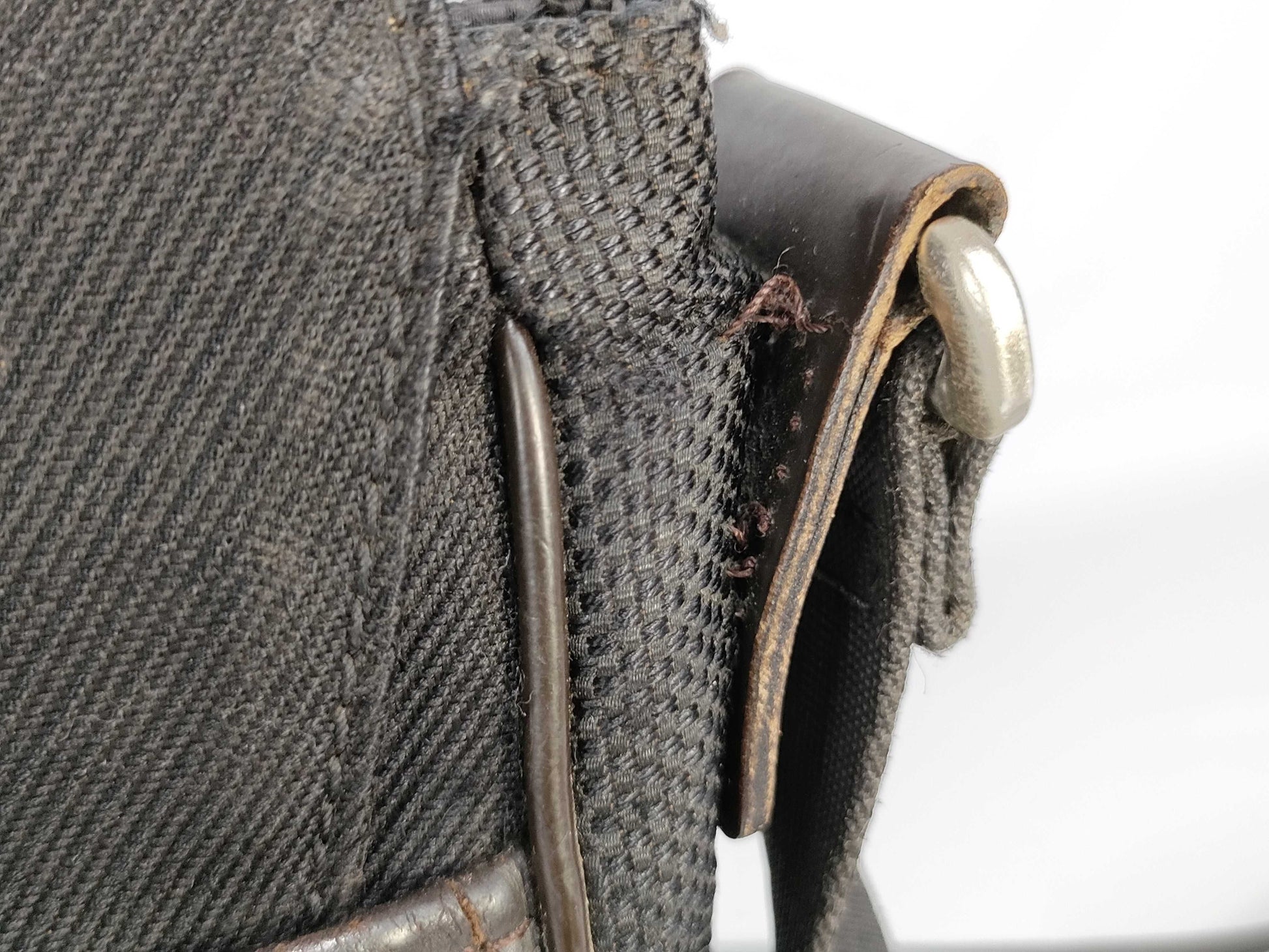 LOUIS VUITTON [Model Number] M93618 Damier Geant Messager Shoulder Bag Black Shoulder Bag