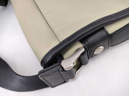 Salvatore Ferragamo Vara Burberry Shoulder Bag Shoulder Bag