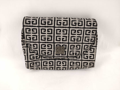 Salvatore Ferragamo Vara Burberry Shoulder Bag Shoulder Bag