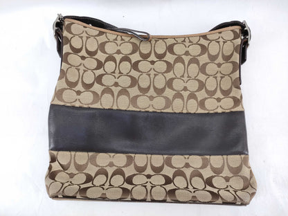 COACH Signature 7077/6072 Shoulder Bag