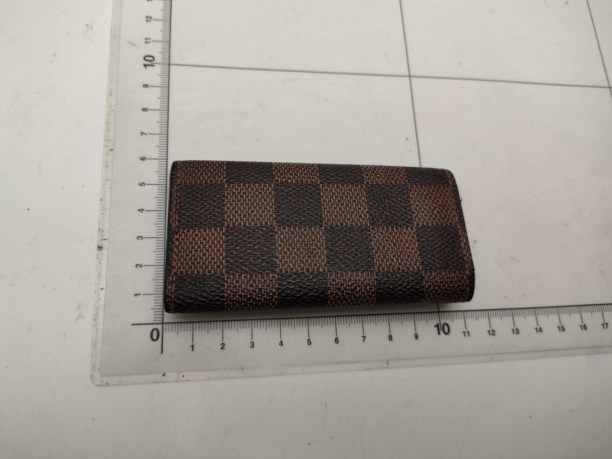 LOUIS VUITTON Damier 4-ring key case Key case/key holder