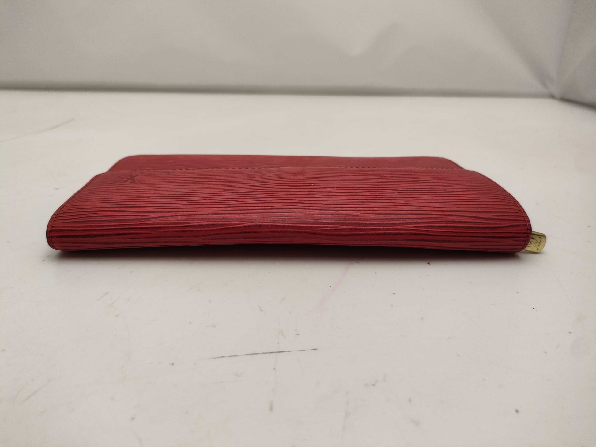 LOUIS VUITTON Epi Porte Tresor International Wallet