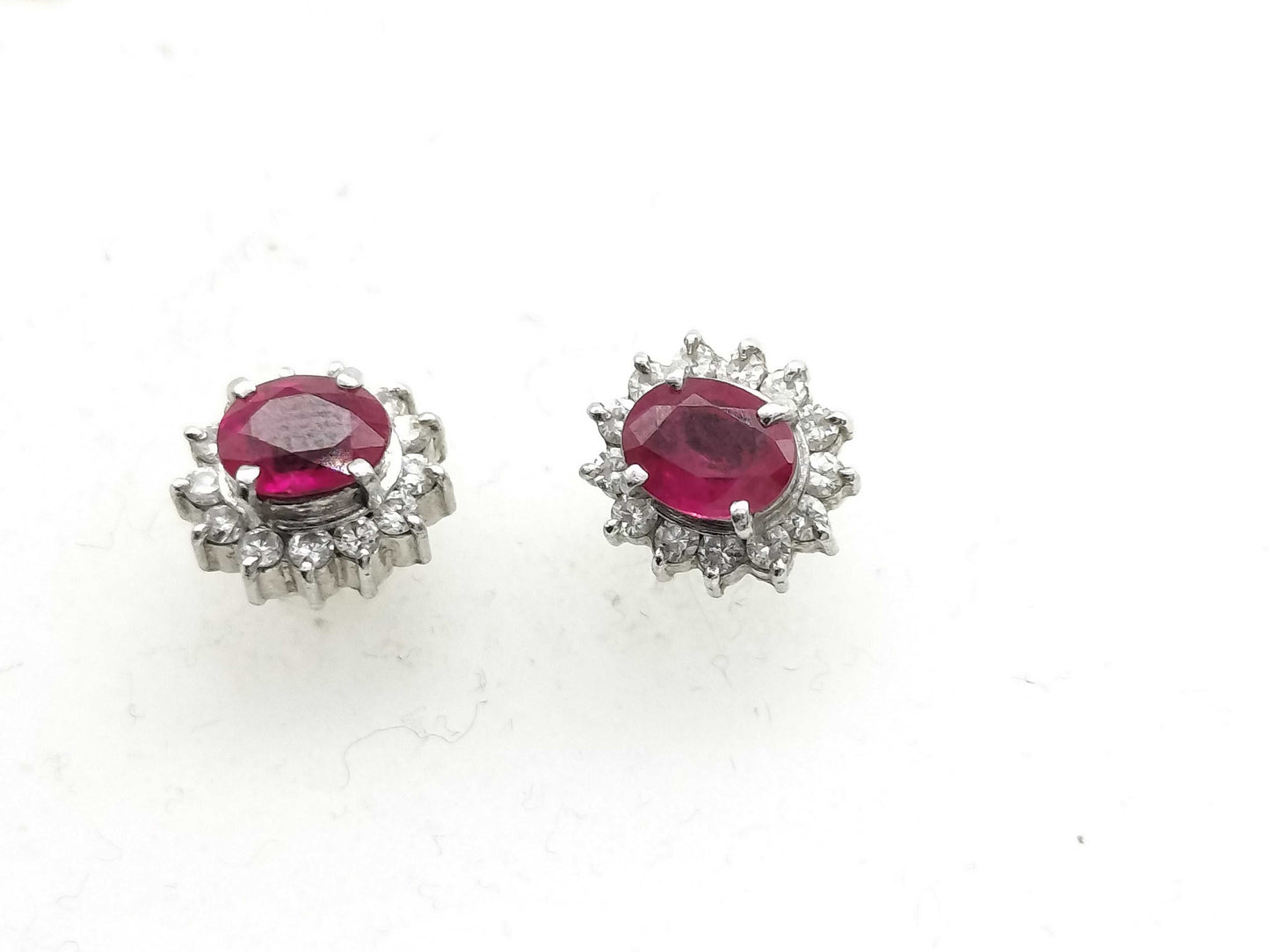 R 1.14ct D 0.31ct Pt900 3.0g Earrings 
