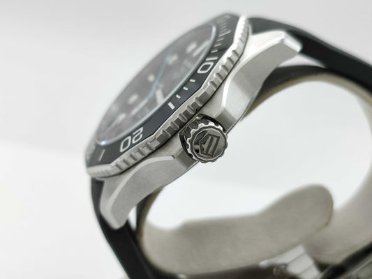 TAG Heuer Professional 300 WBP5110.FT6257 BWM8973 Automatic Men's Watch