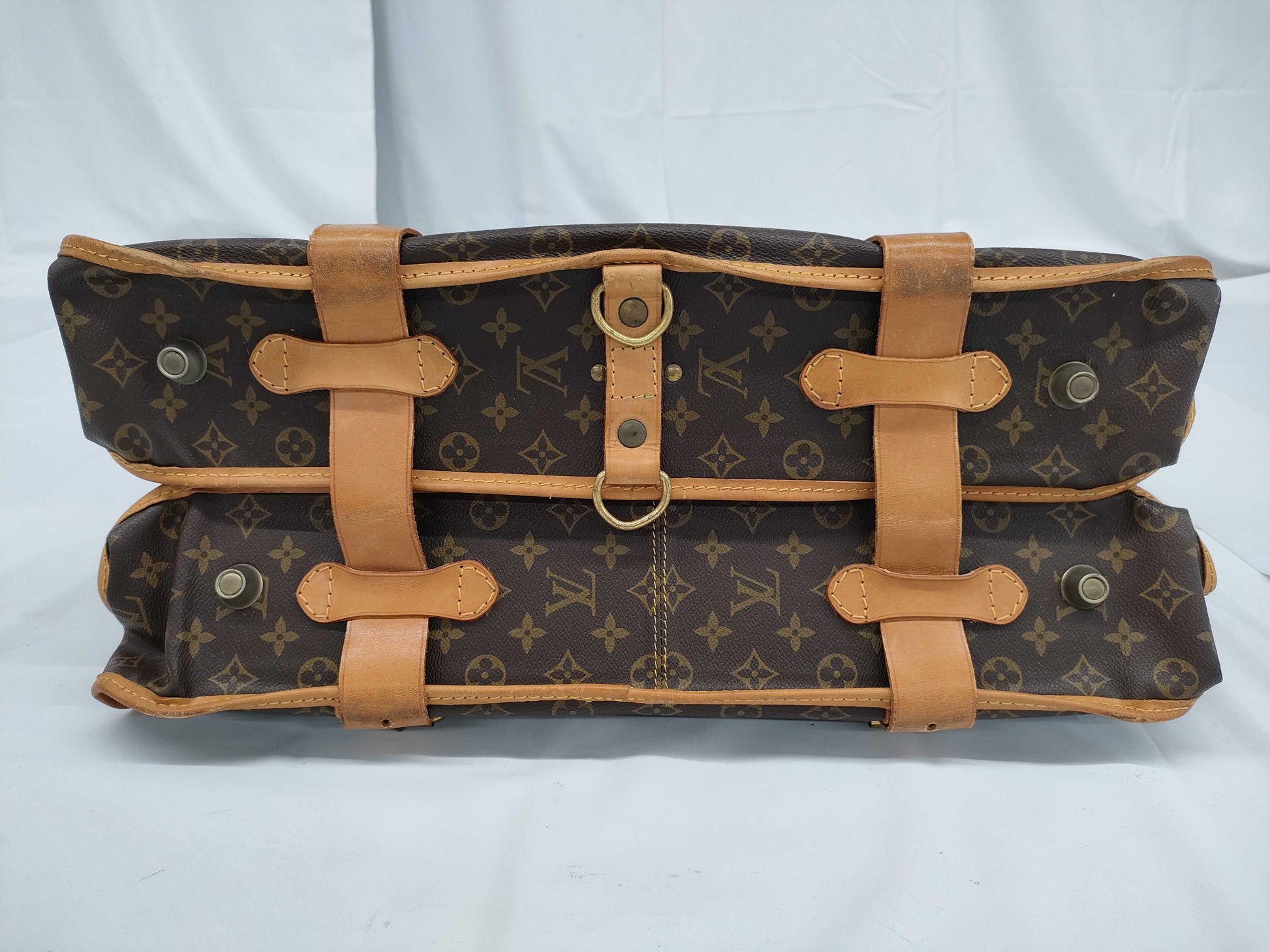 LOUIS VUITTON VX884 Monogram Suter Bag