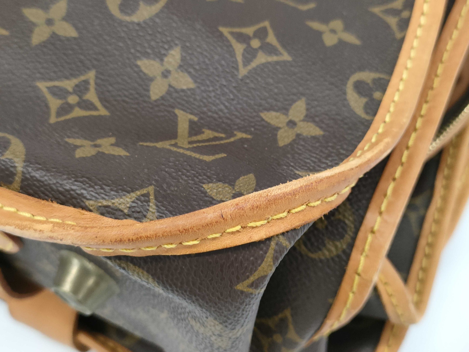 LOUIS VUITTON VX884 Monogram Suter Bag