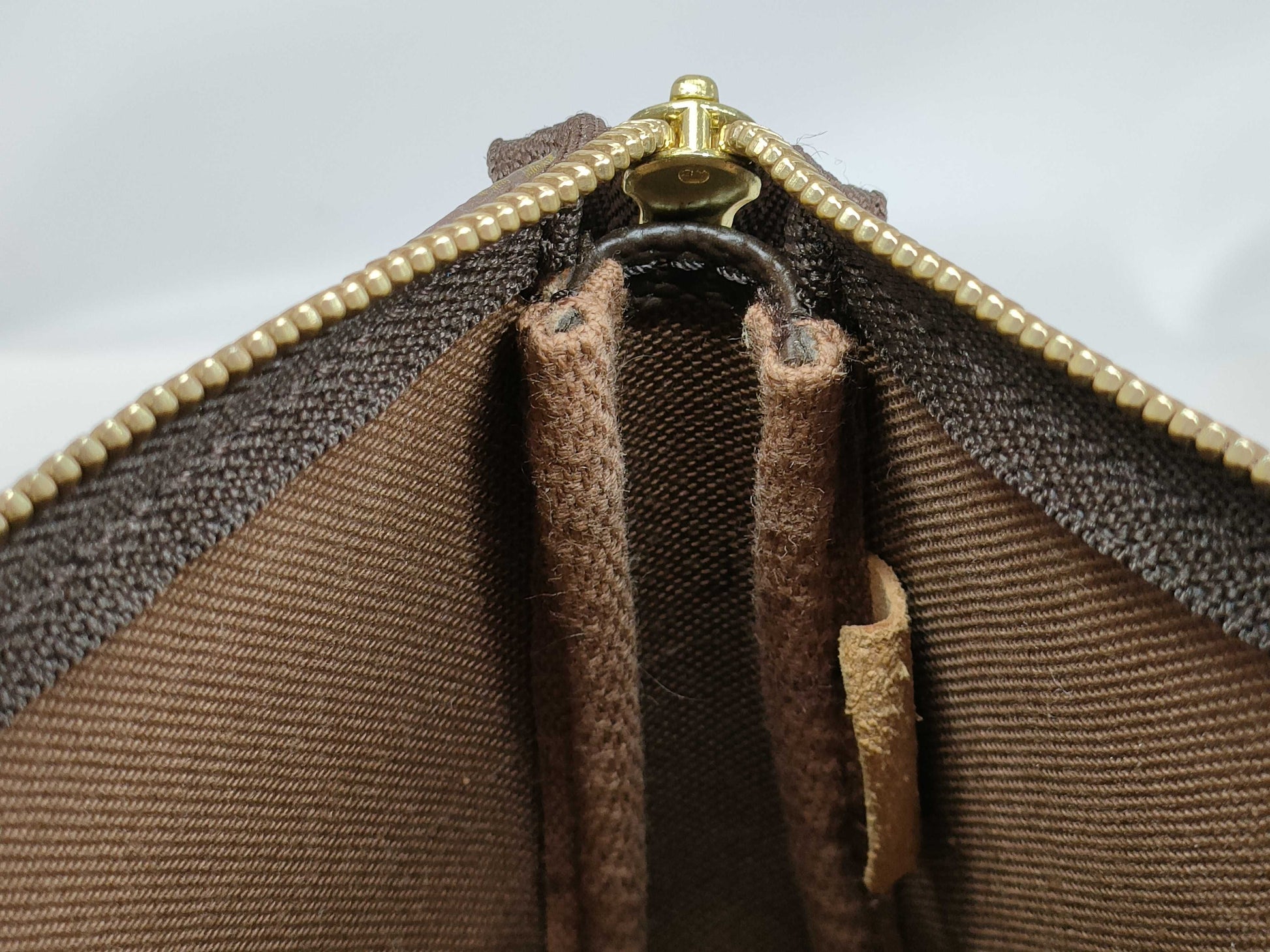 LOUIS VUITTON Monogram M40712 Pochette Accessoires Handbag