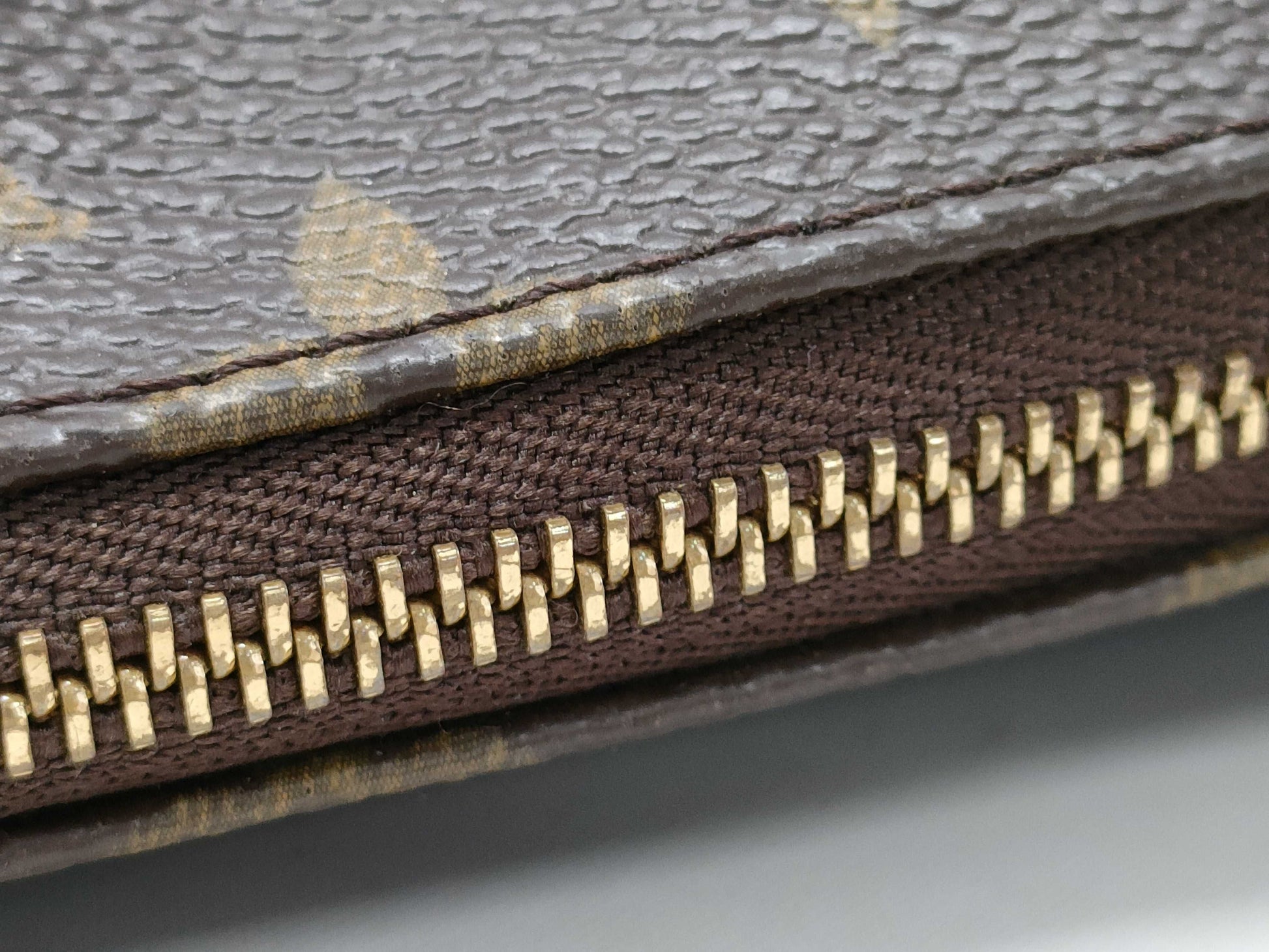 LOUIS VUITTON Monogram M40712 Pochette Accessoires Handbag