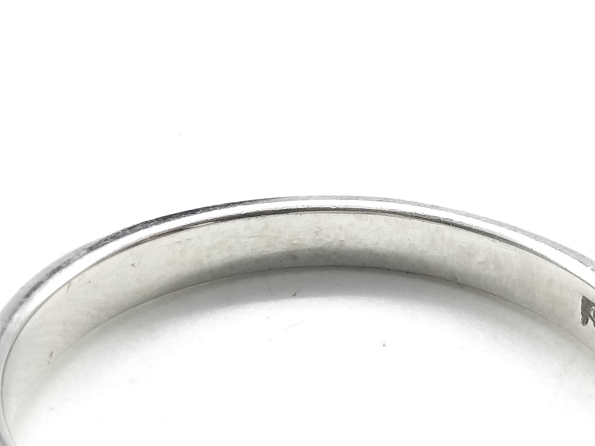 Opal and Diamond 750 3.1g Ring 