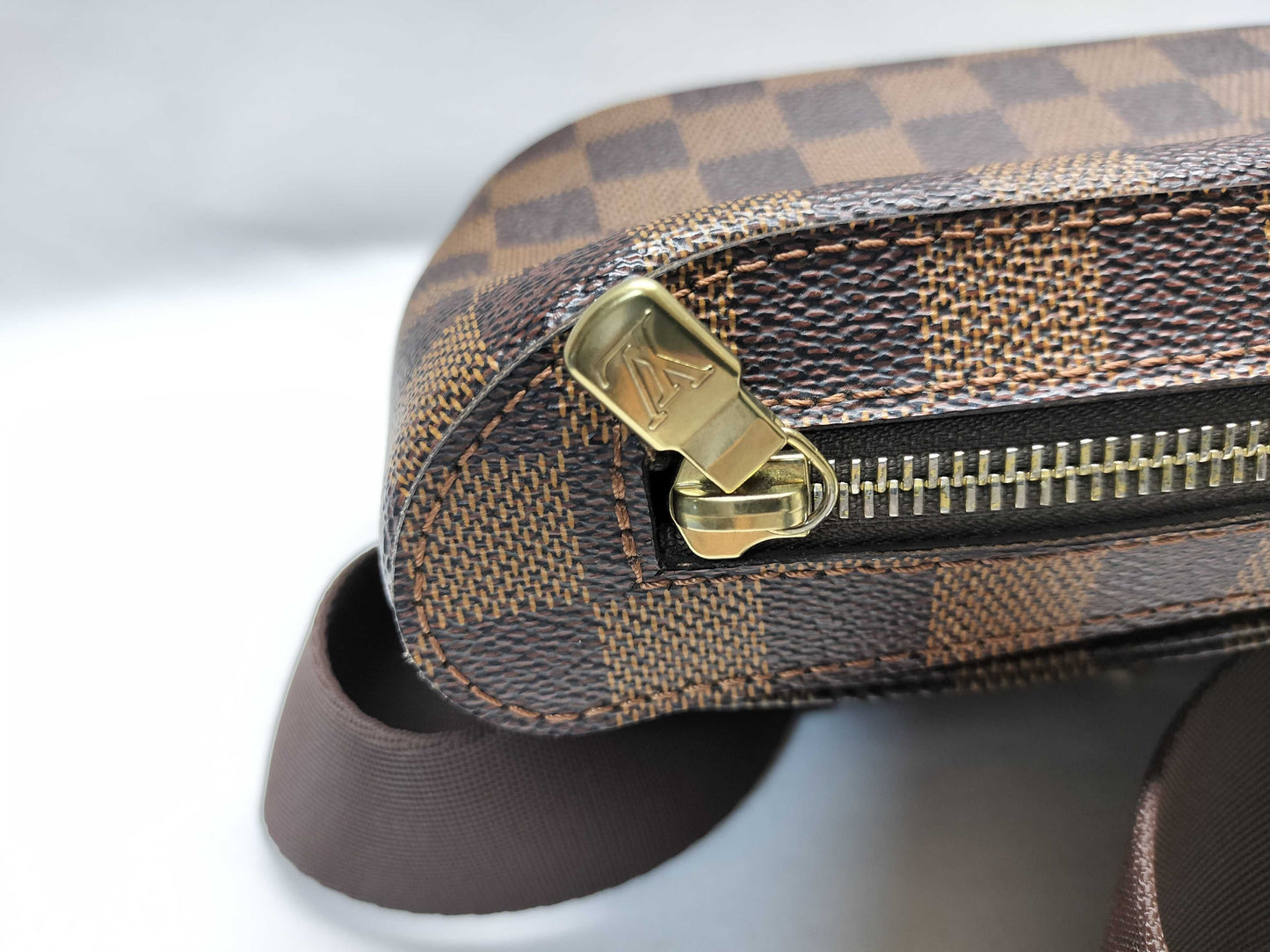 LOUIS VUITTON CA4089 Damier Damier Geronimos Shoulder Bag