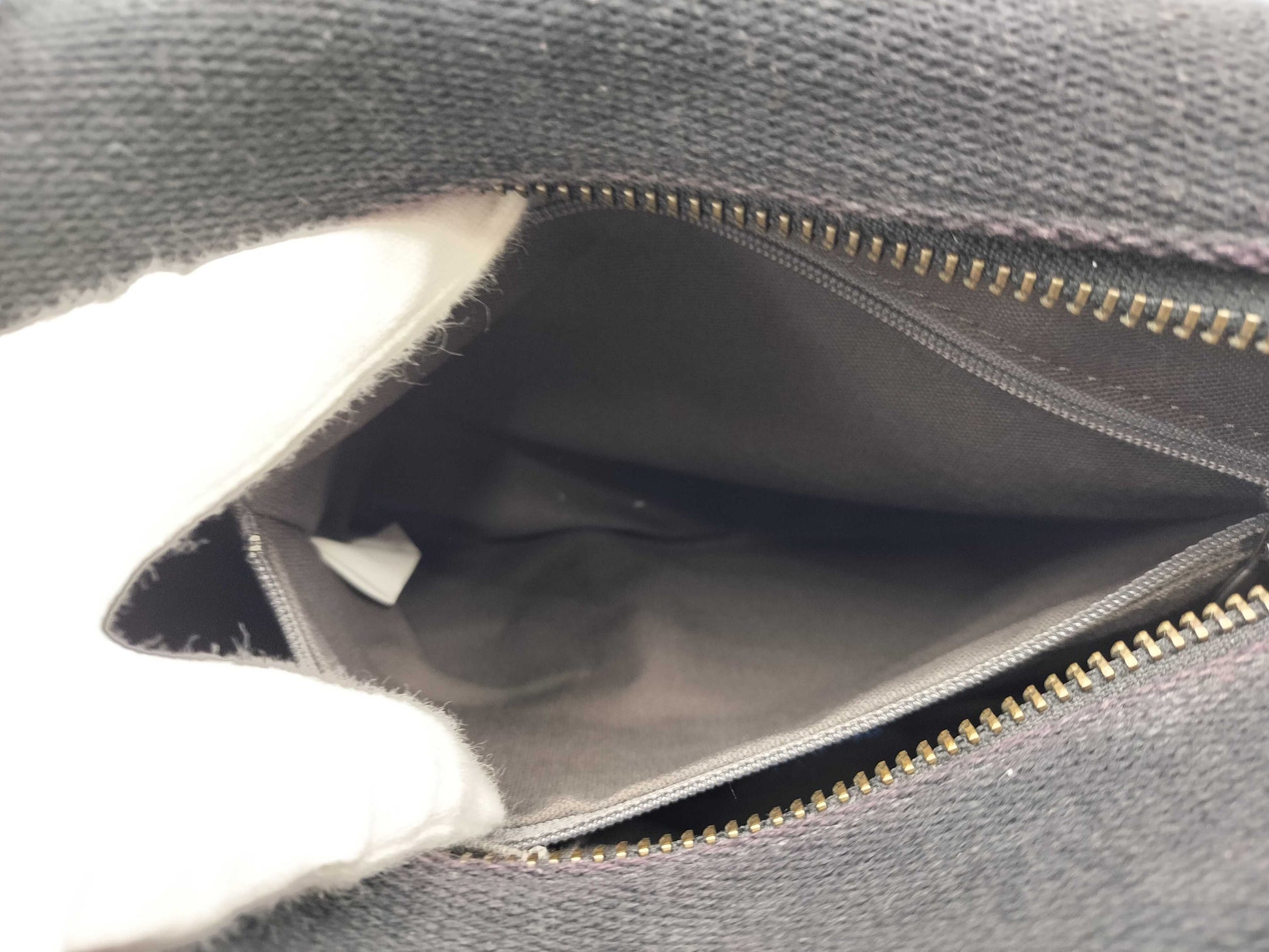 BURBERRY Black Shoulder Bag