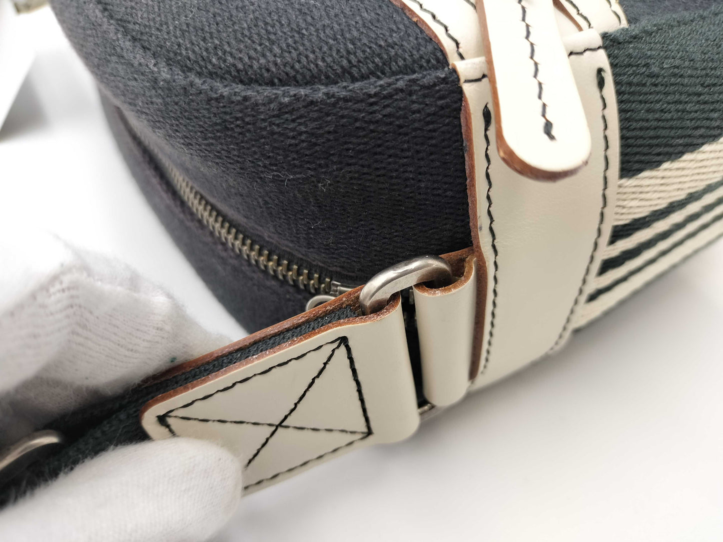 BURBERRY Black Shoulder Bag