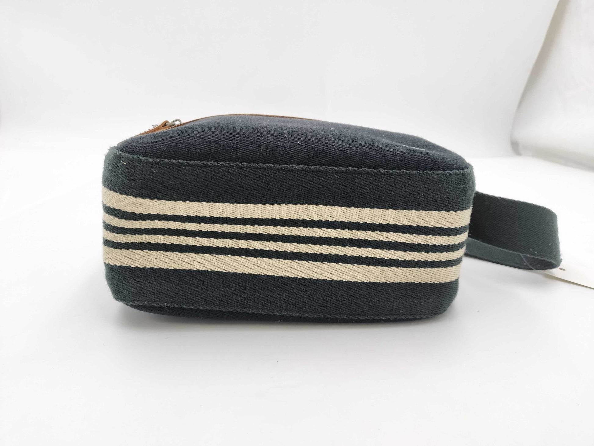 BURBERRY Black Shoulder Bag