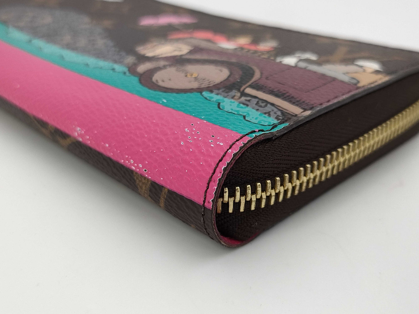 LOUIS VUITTON Monogram Evasion Zippy Wallet