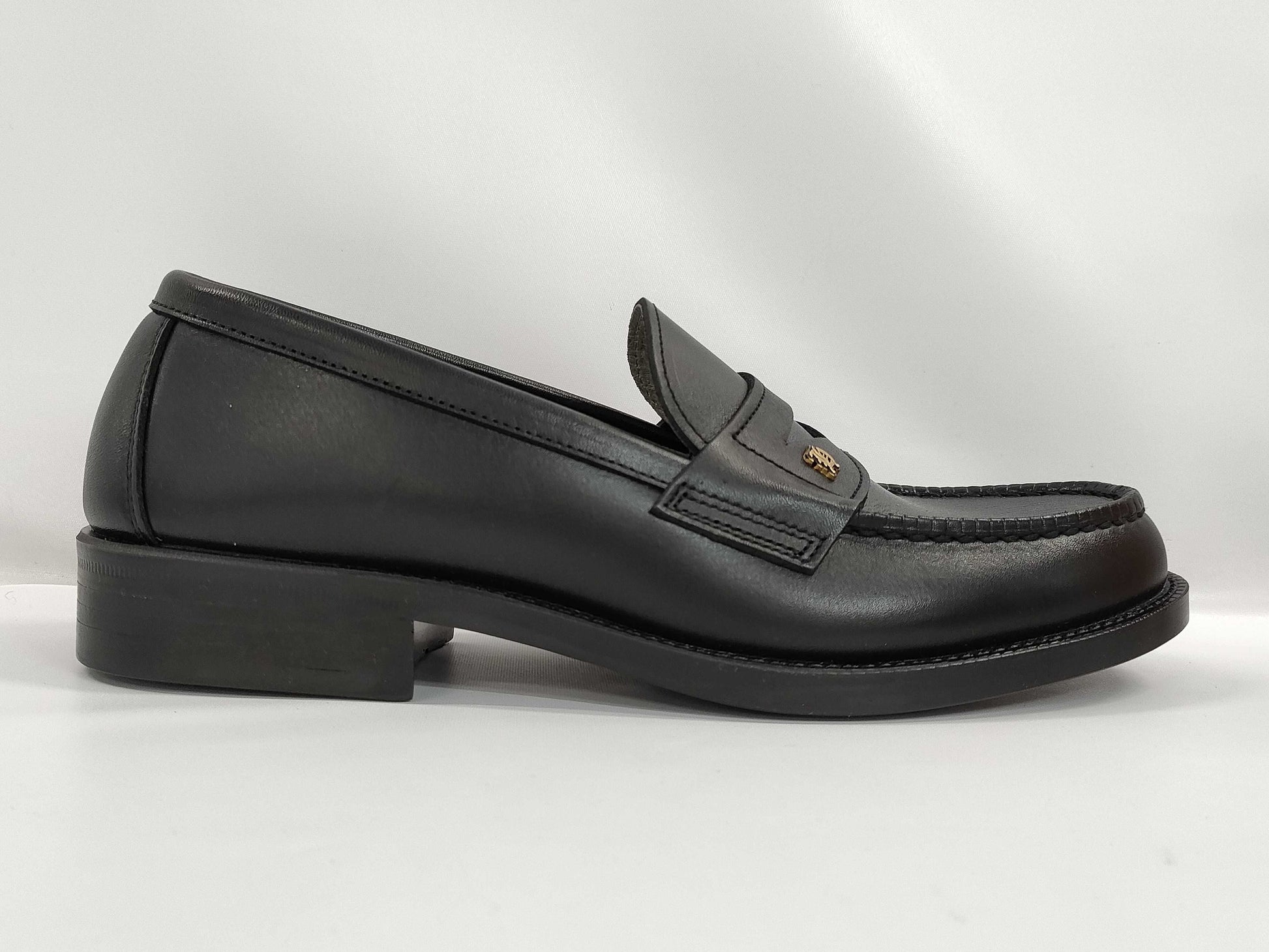 Haruta Loafers Loafers