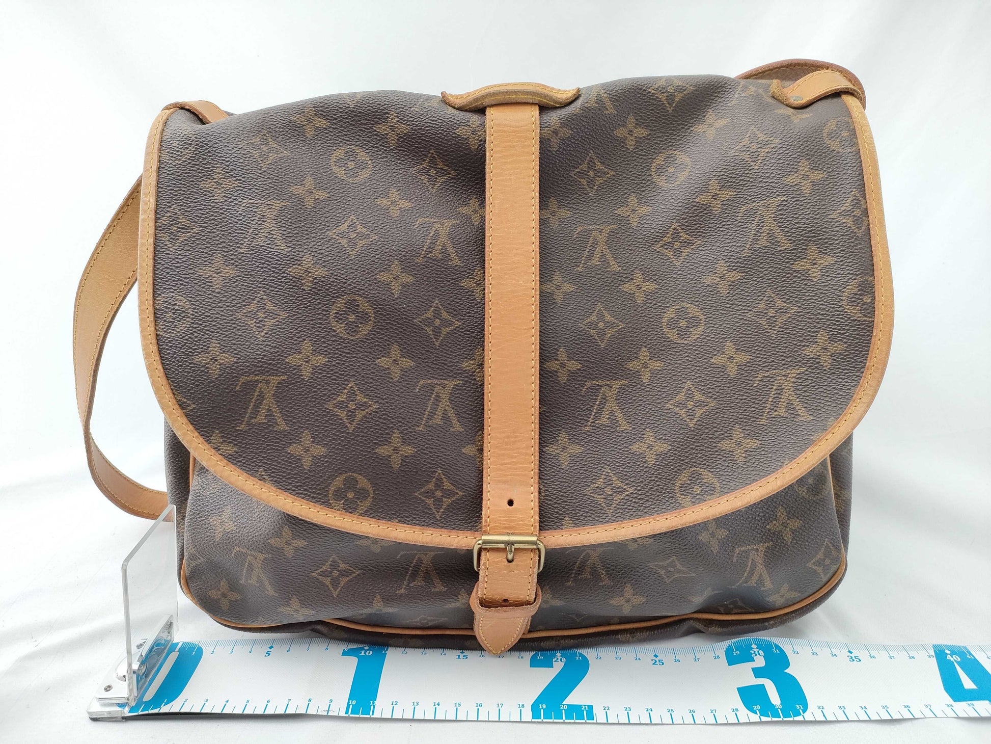 LOUIS VUITTON Monogram Saumur 35 Shoulder Bag