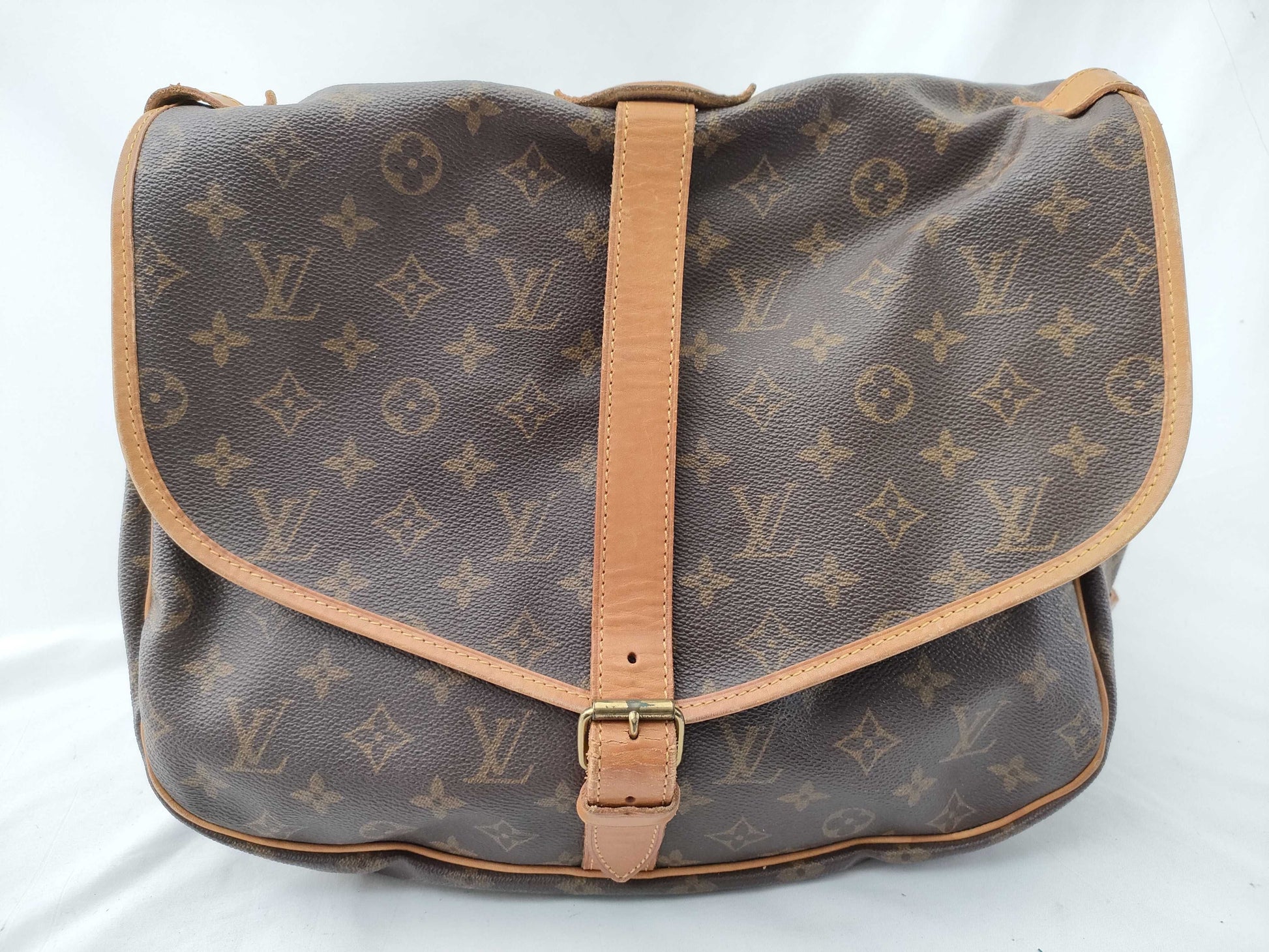 LOUIS VUITTON Monogram Saumur 35 Shoulder Bag