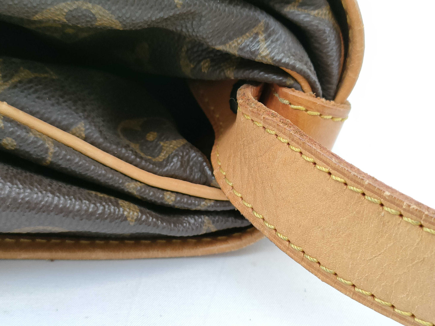 LOUIS VUITTON Monogram Saumur 35 Shoulder Bag